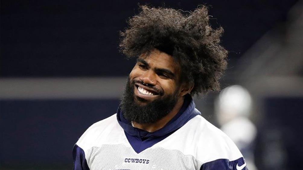 Ezekiel Elliott, durante entrenamiento con Dallas