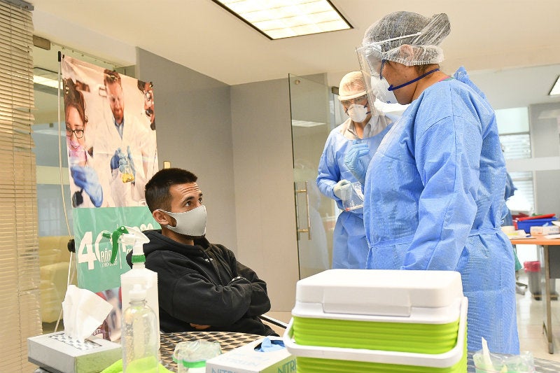 Fernando Navarro en pruebas médicas