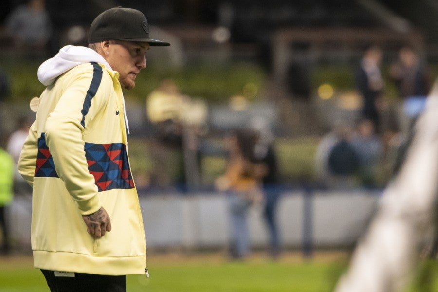 Nico Castillo durante un partido con América