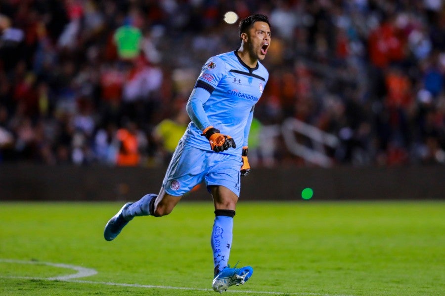 Alfredo Talavera durante un partido con Toluca