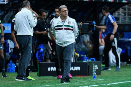 Tata Martino durante un juego del Tri 