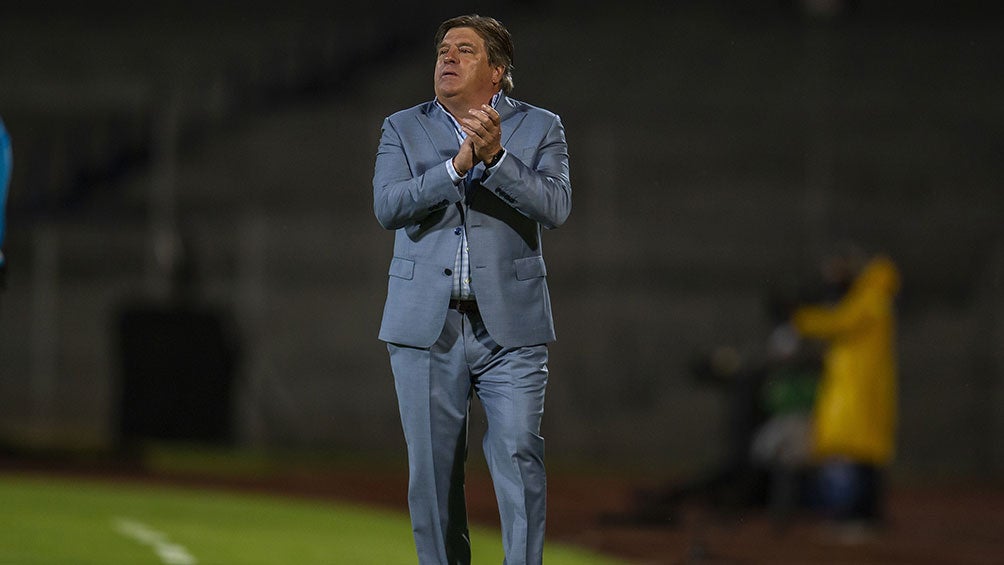 Miguel Herrera en el partido contra Toluca 