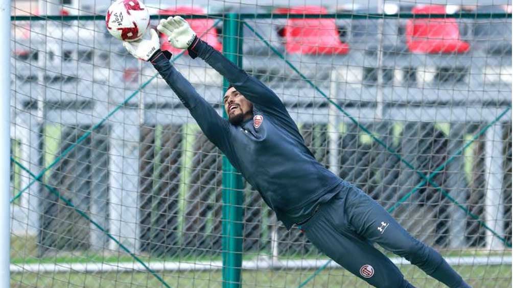 Pollo Saldívar, durante una práctica del Toluca