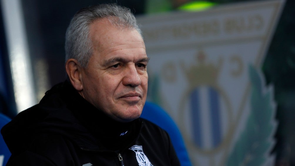 Javier Aguirre durante un partido del Leganés