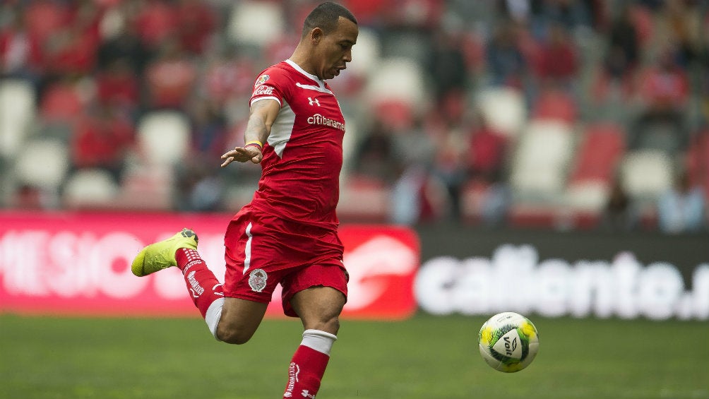 Felipe Pardo jugando con Toluca