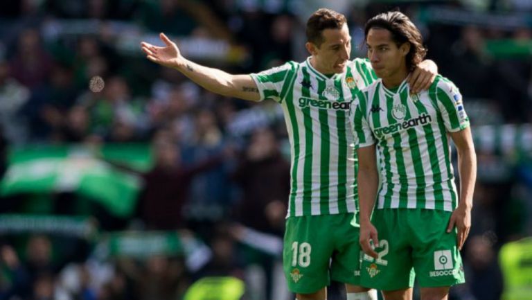 Andrés Guardado y Diego Lainez con Betis