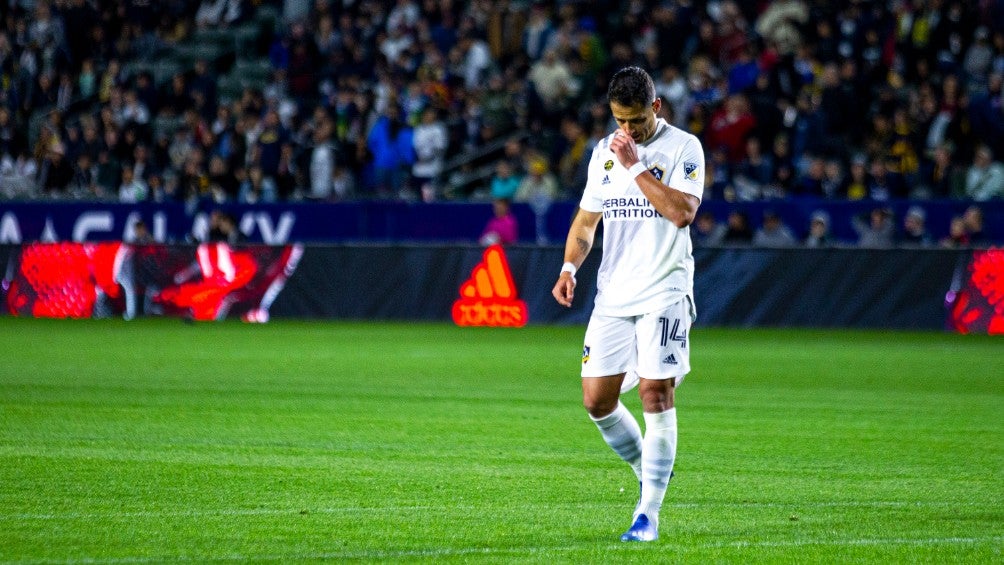 Javier Hernández durante un partido con LA Galaxy