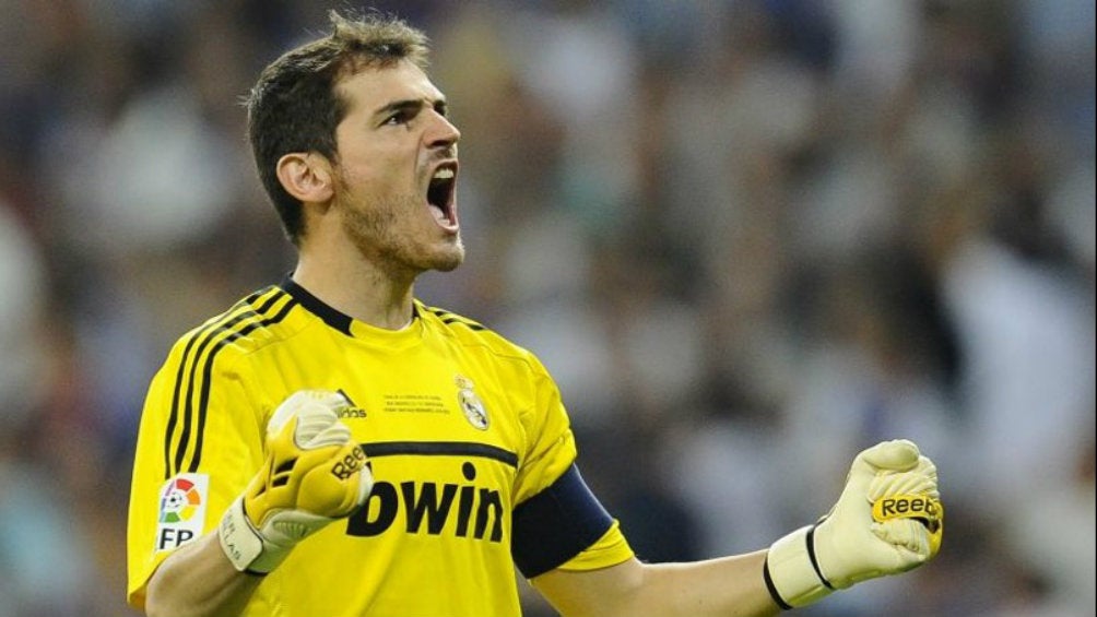 Casillas en celebración de gol con el Real Madrid