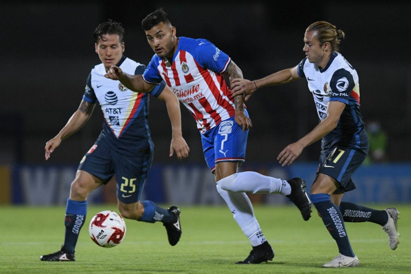 Chivas y América en el Clásico Nacional