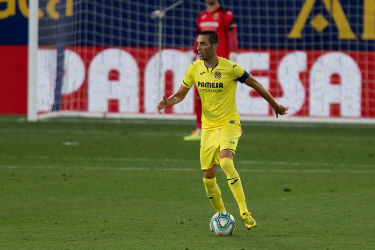 Bruno Soriano en acción con Villareal