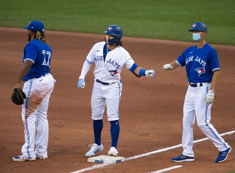 Jugadores de Blue Jays durante un entrenamiento