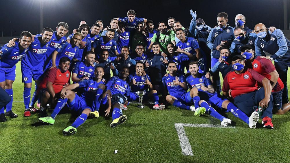 Cruz Azul celebrando el título de Copa por México