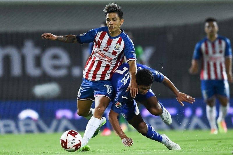 Villalpando en el juego ante Cruz Azul en Ciudad Universitaria 