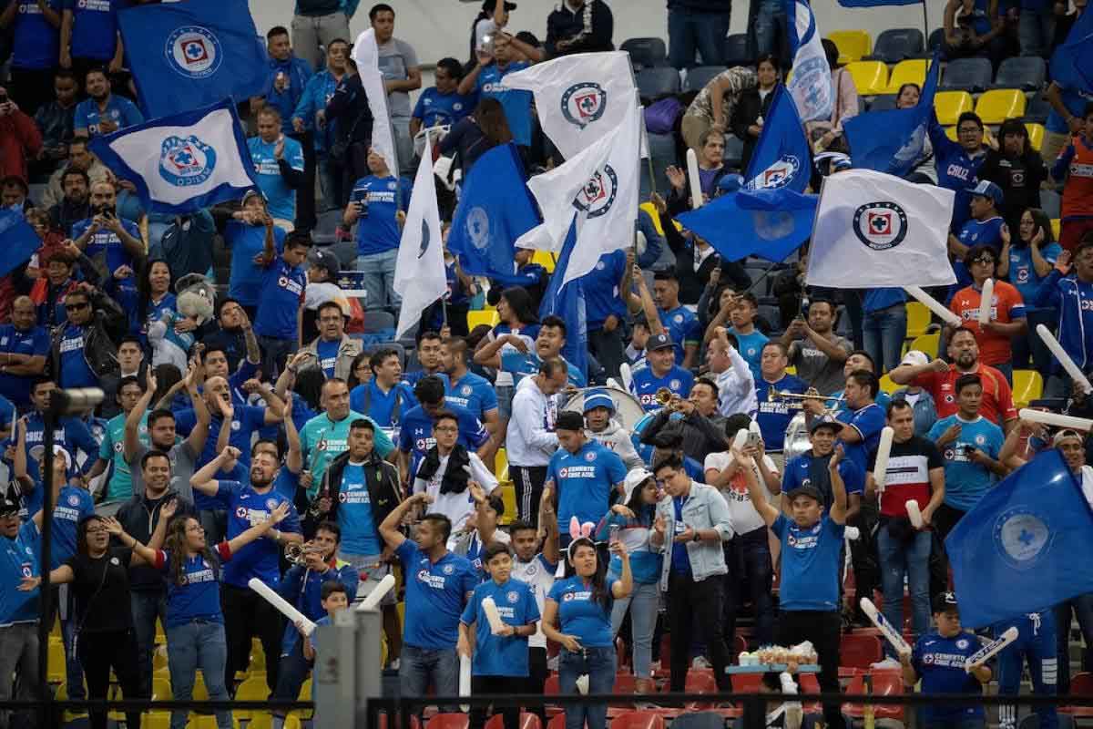 Afición de Cruz Azul en el Azteca