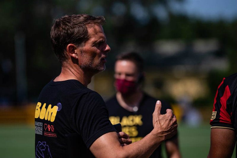 De Boer en entrenamiento