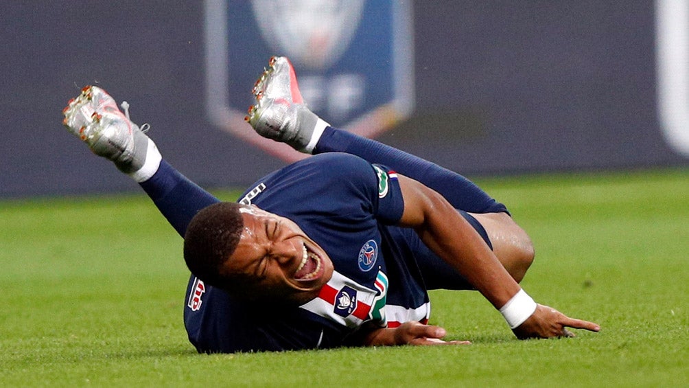  Kylian Mbappé, tras la terrible entrada en la Final de Copa 