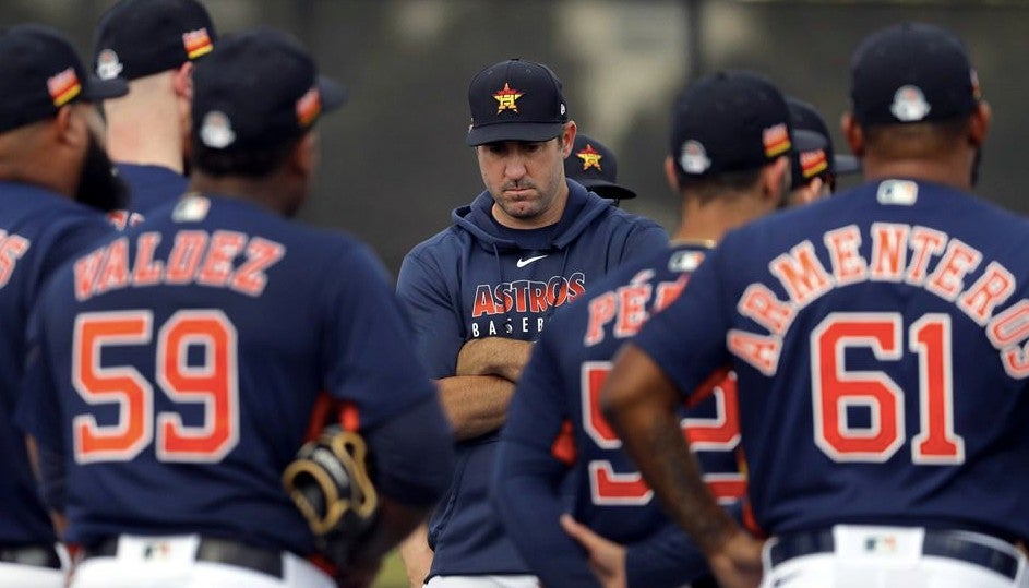 Verlander en un entrenamiento con Houston 