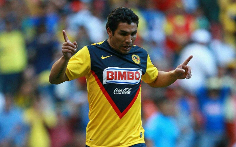 Salvador Cabañas jugando con América