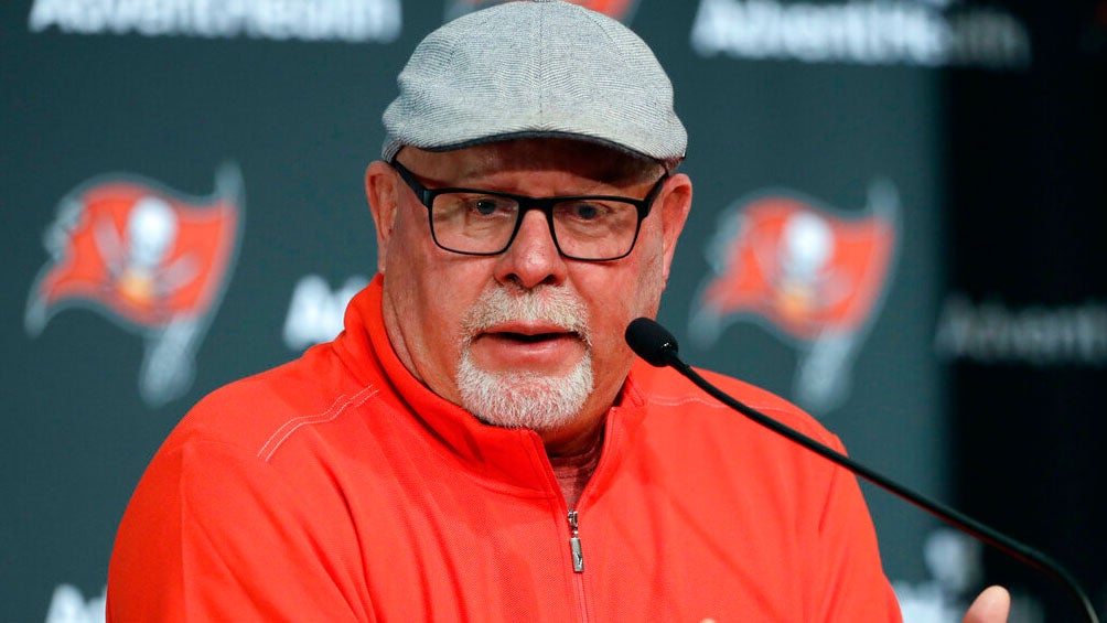 Bruce Arians, en una conferencia de prensa