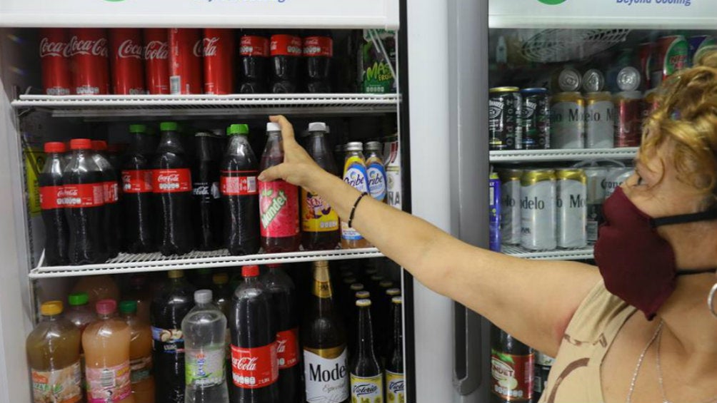 Oaxaca: Prohibió la venta de refrescos y comida chatarra a menores de edad