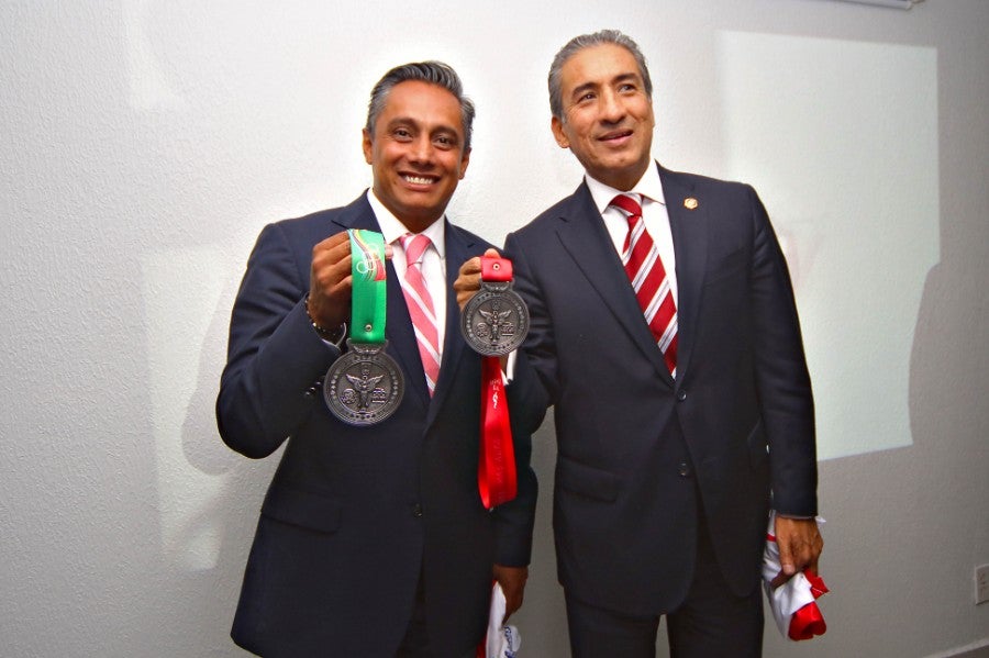 Fernando Platas junto a Ernesto Canto