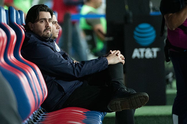 Amaury Vergara, en el banquillo del Guadalajara