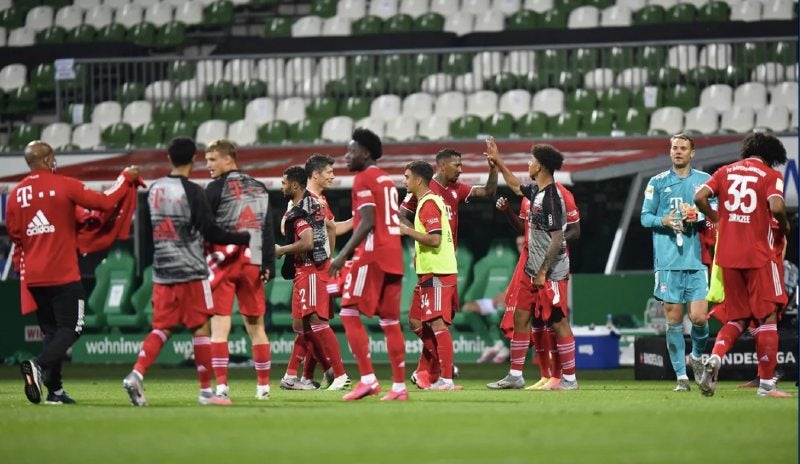 Bayern celebrando una victoria a puertas cerradas 