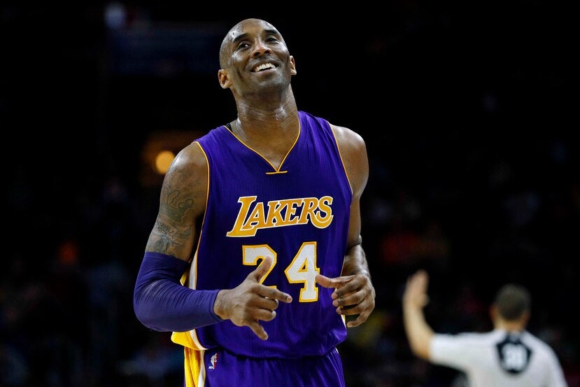 Bryant durante un partido de los Lakers