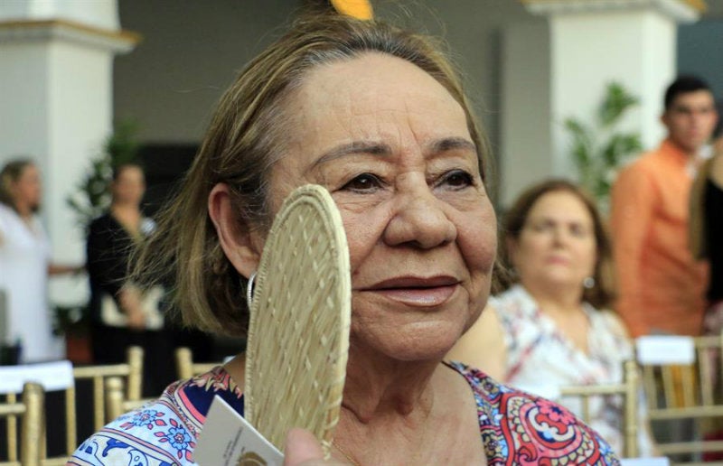 Mercedes Barcha en una presentación