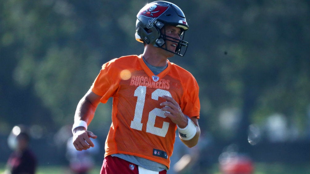 Tom Brady en entrenamiento