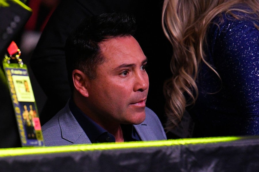 Óscar de la Hoya volverá a boxear