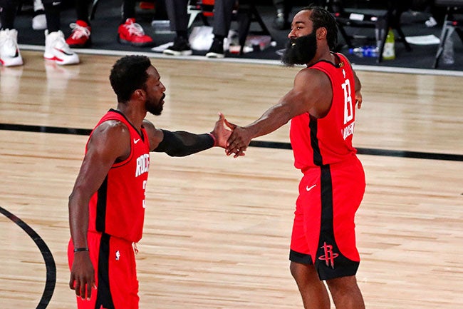 Green y Harden se felicitan