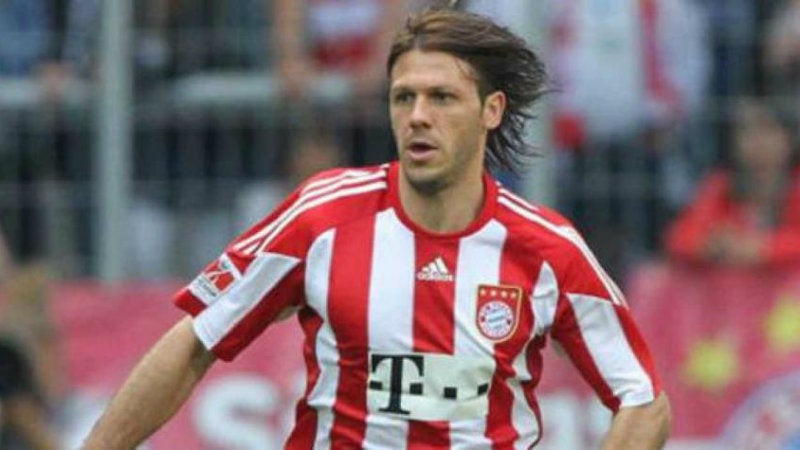 Martín Demichelis en juego con el Bayern Munich