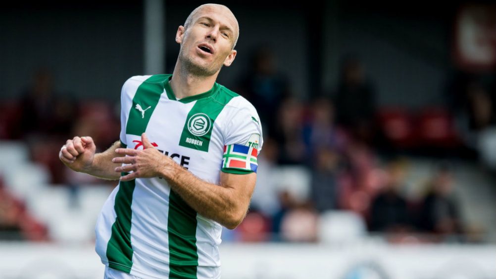 Arjen Robben en acción con el Groningen