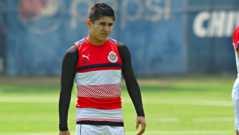 Javier Eduardo López en entrenamiento de Chivas
