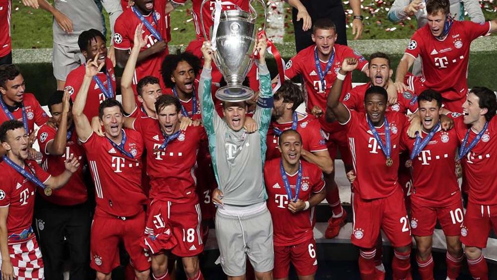 El Bayern celebra el título de campeón