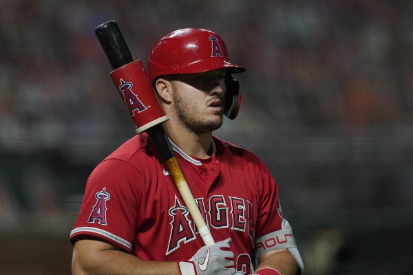 Mike Trout en acción con Los Angeles Angels