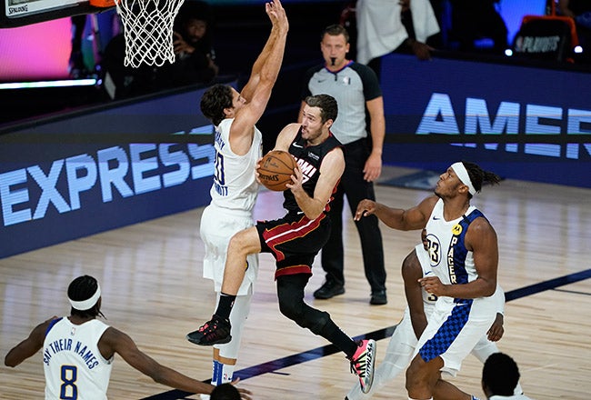 Dragic se cuela al aro ante Pacers