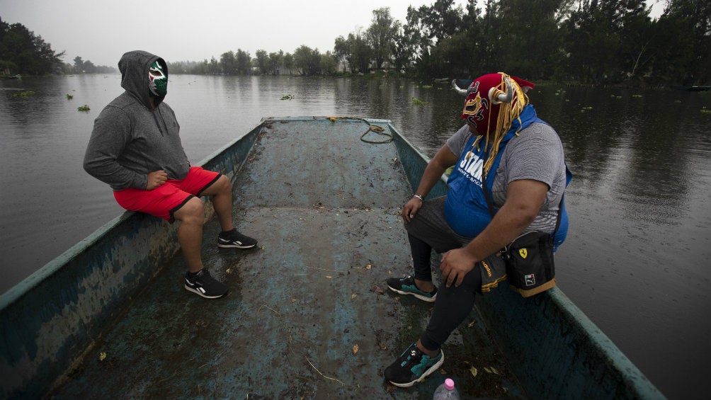 Luchadores en Xochimilco