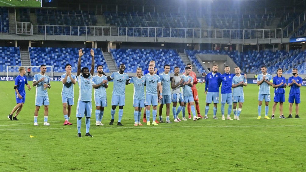 Champions: Por positivos de Covid-19, UEFA dio por perdida eliminatoria del Slovan de Bratislava