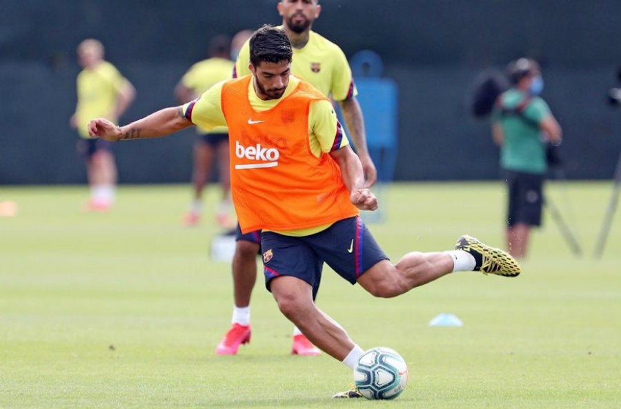 El Pistolero en entrenamiento con el cunjunto culé