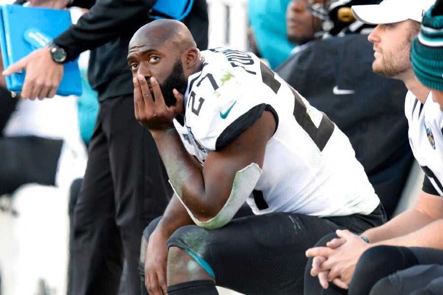 Leonard Fournette durante un partido con Jaguars