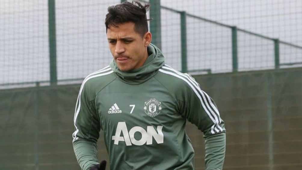 Alexis Sánchez, durante entrenamiento del Manchester United