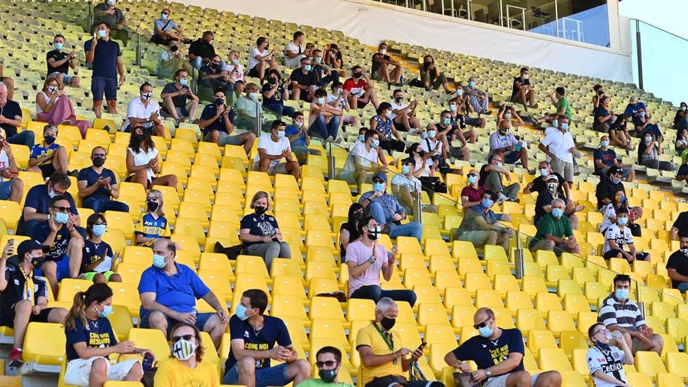 Afición en el estadio Ennio Tardini de Parma 