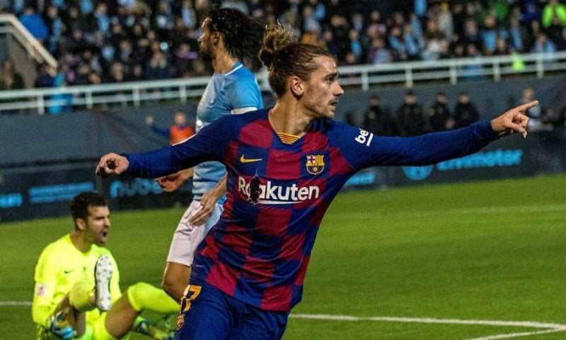 El francés celebra gol con el Barcelona