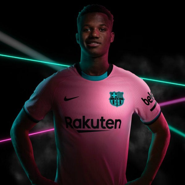 Ansu Fati con la nueva equipación culé