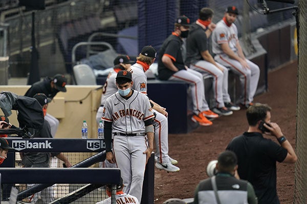 Los jugadores de San Francisco previo al juego