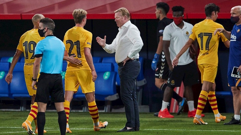 Ronald Koeman en su debut con Barcelona