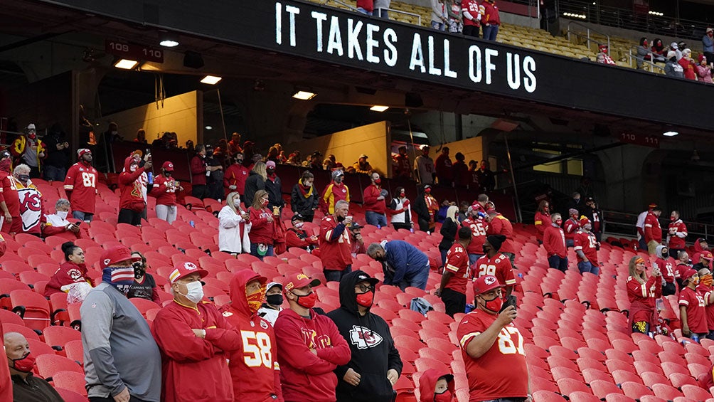 Aficionados en Arrowhead Stadium