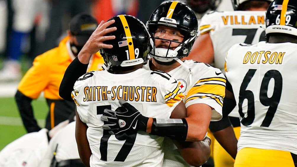 Los Steelers celebran una anotación sobre Giants